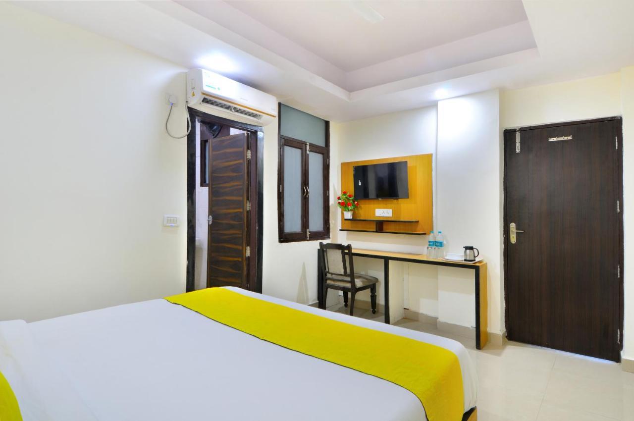 Airport Hotel Prince Palace By Byobhotels New Delhi Exterior foto